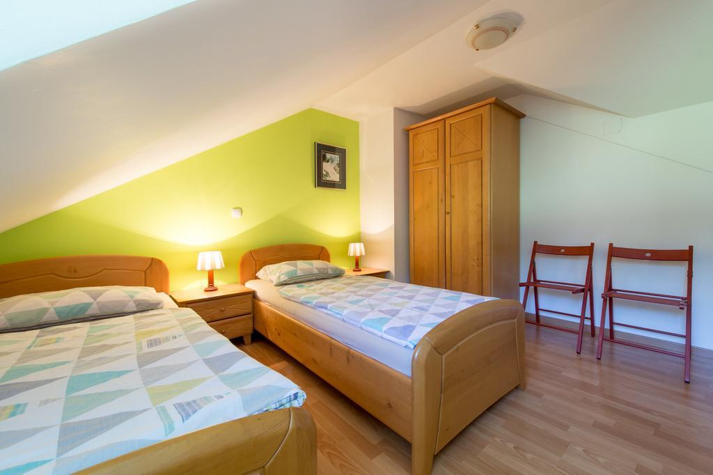 Apartments Jaka Dolenjske Toplice Eksteriør billede